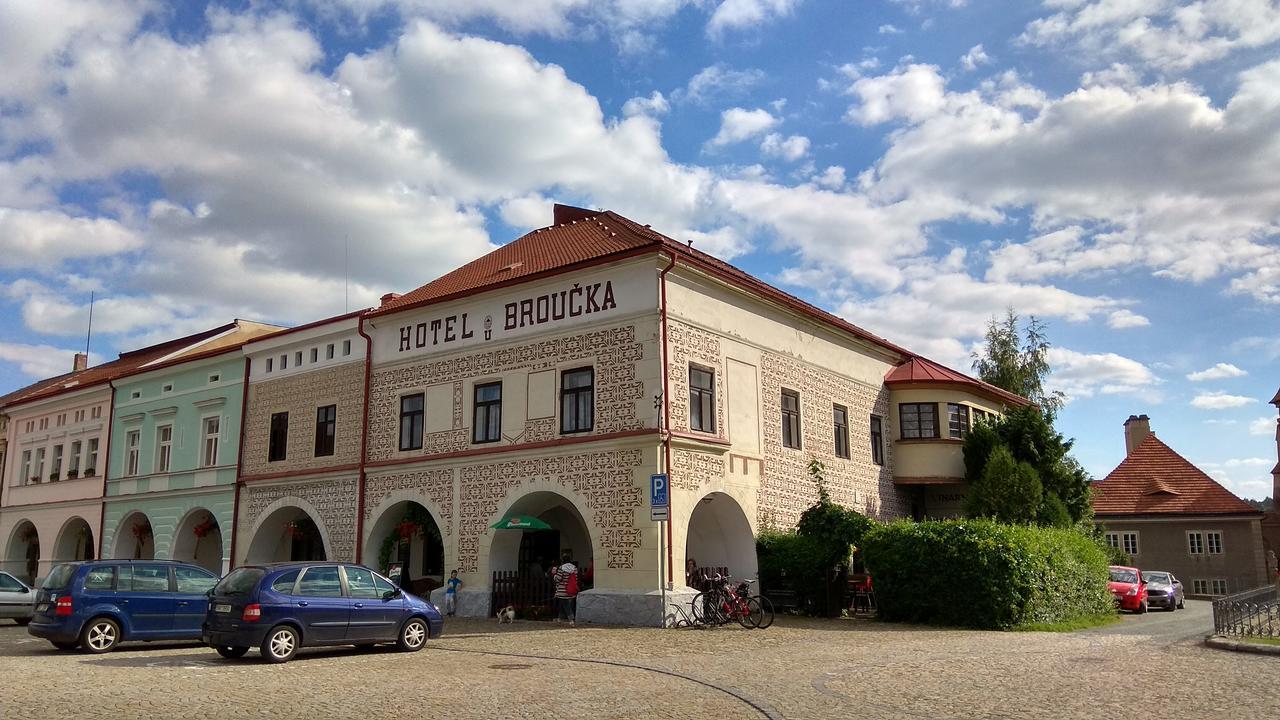Hotel U Broucka Nové Město nad Metují エクステリア 写真